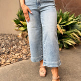 Everyday Ease Mid-Rise Wide Crop Jeans