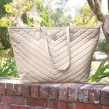 James Tote Nude V Quilted