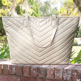 James Tote Nude V Quilted