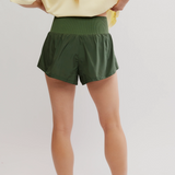 Carpe Diem Short - Ivy