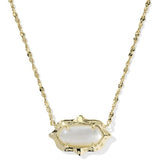 ELISA SCALLOP FRAME SHORT PENDANT NECKLACE