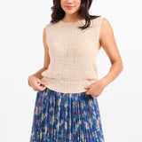 Warm Gesture Sweater Vest