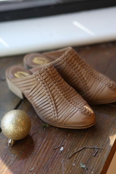 Carrizo - Woven Upper Mule