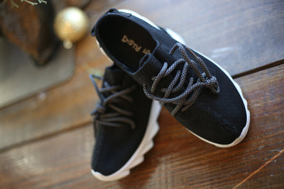 Sleek Knit Tennis Shoes