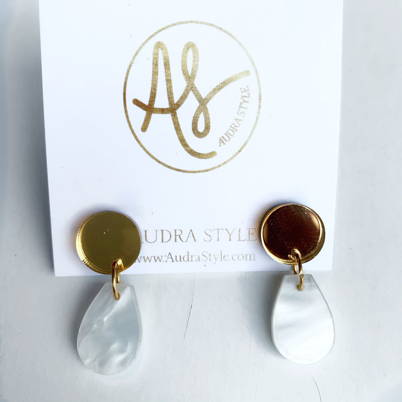 Claire Earrings - Gold Mirror Pearl